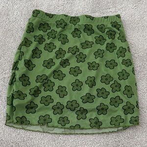 SHEIN Green Flower mini Skirt, size M